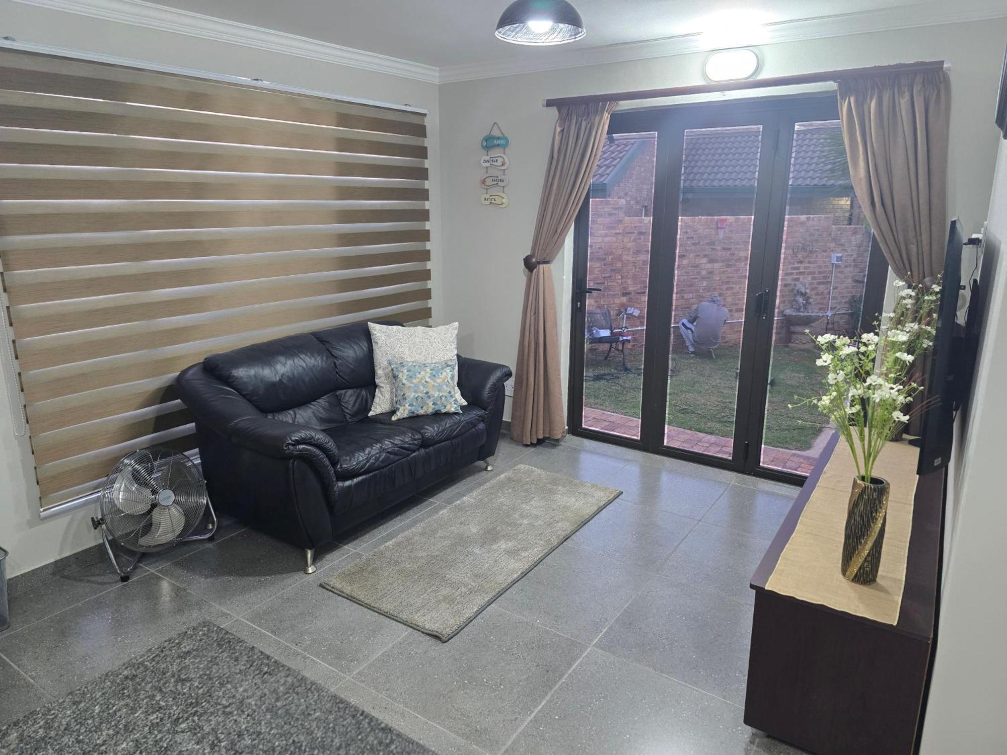 Lavender Villa No Loadshedding Kempton Park Habitación foto